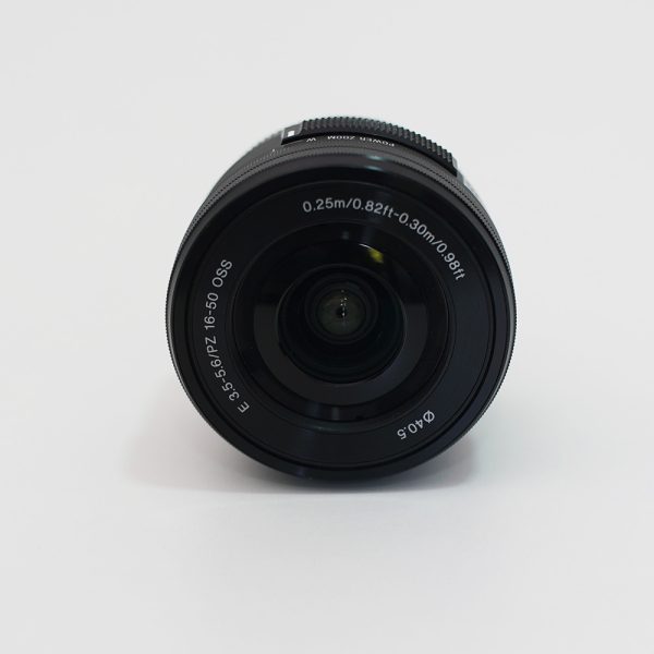 Lente Sony SELP1650 - E PZ 16-50 mm F3.5-5.6 OSS